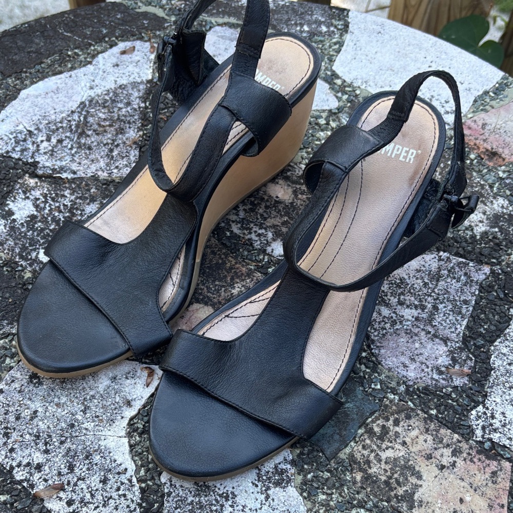 Camper Black Leather Wedge Sandals